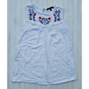 Lynn Ryan Womens Size Small White Embroidered Floral Sleeveless Top Blouse